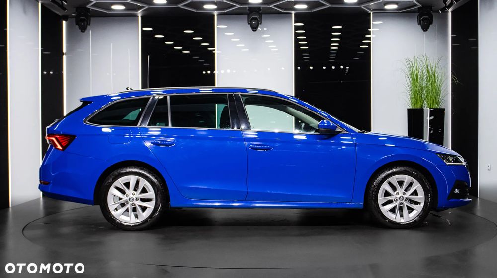 Skoda Octavia 2.0 TDI Ambition DSG - 9