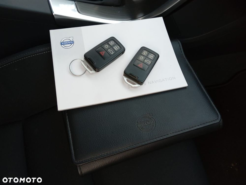 Volvo XC 60 D4 Geartronic Momentum - 15