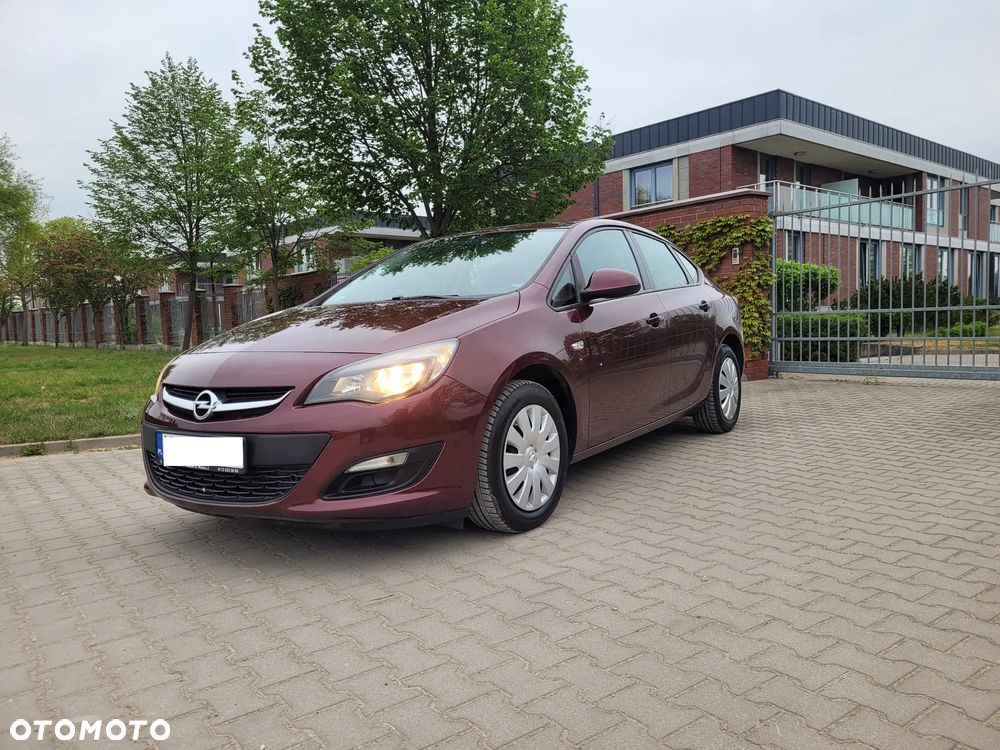 Opel Astra 1.6 Energy EU6 - 1