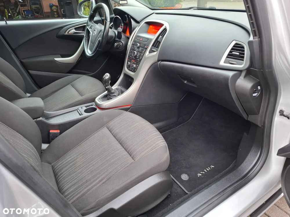 Opel Astra 1.4 Turbo Active - 22