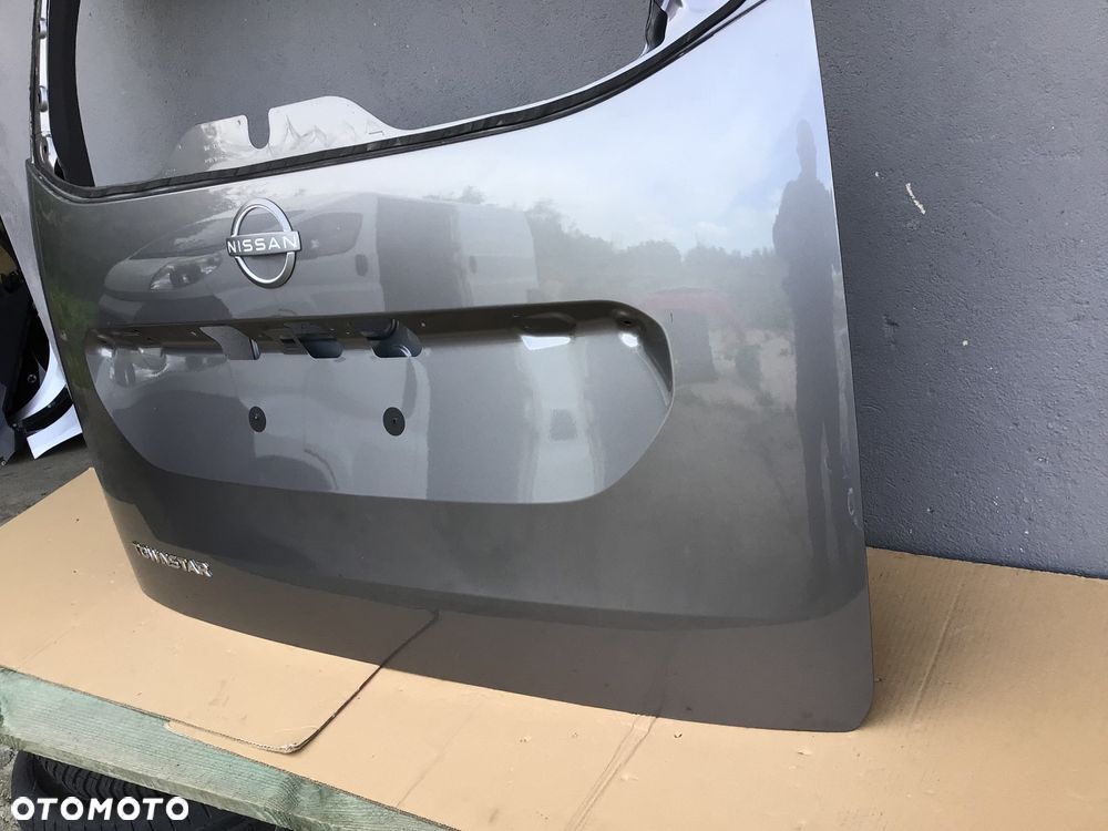 Klapa tylna bagażnika Nissan Townstar - 3