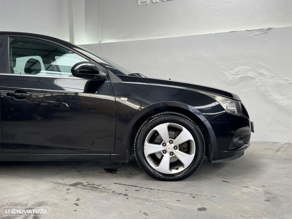 Chevrolet Cruze 2.0 VCDi LTZ EP - 6