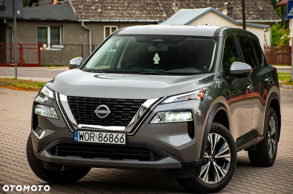 Nissan Rogue - 1