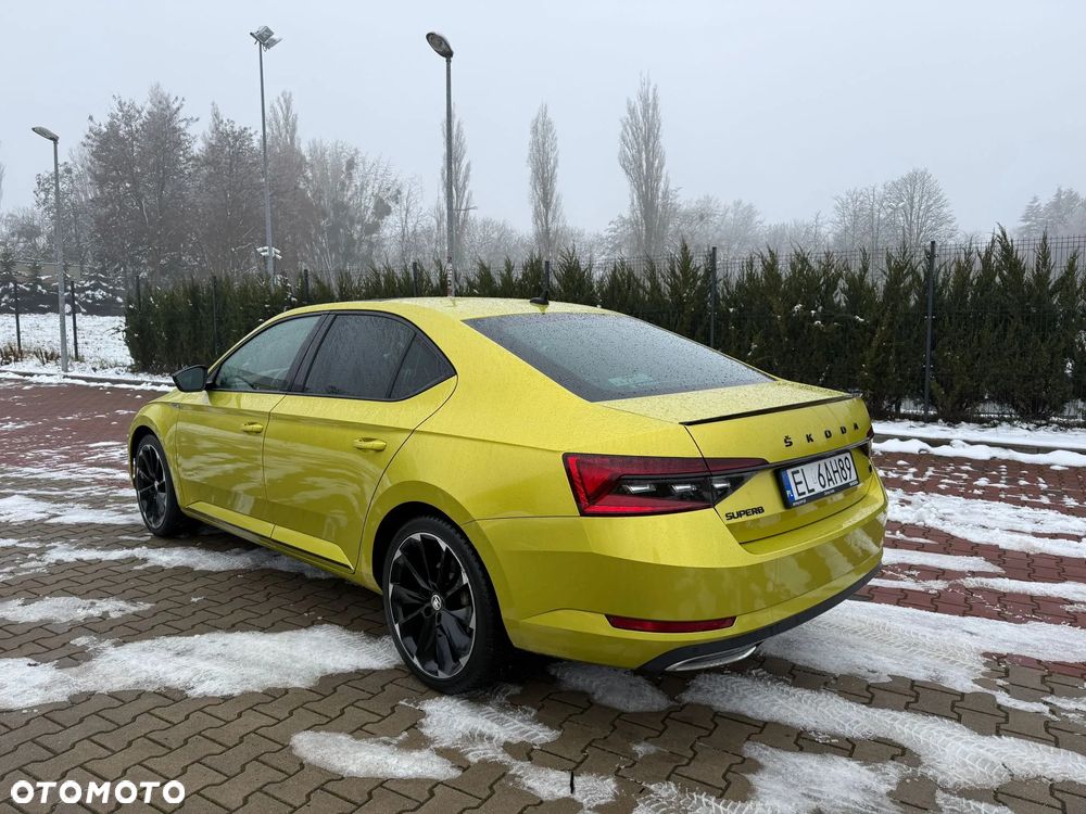 Skoda Superb 1.4 TSI Plug-In Hybrid Sportline DSG - 2