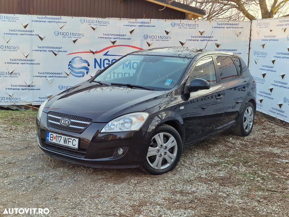 Kia Ceed 2.0 CRDi Spirit - 1