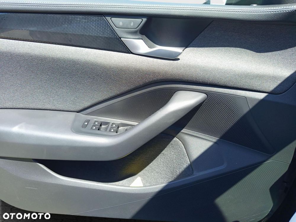 Volkswagen Passat - 10