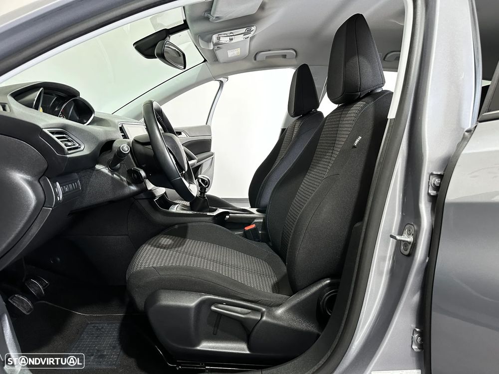 Peugeot 308 SW 1.5 BlueHDi Style - 34