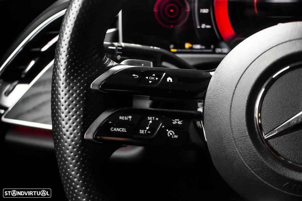 Mercedes-Benz E 220 d AMG Line - 15
