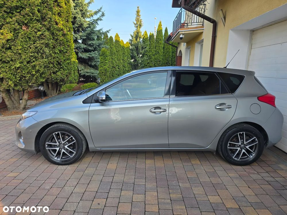 Toyota Auris 1.6 Valvematic Life Plus - 24