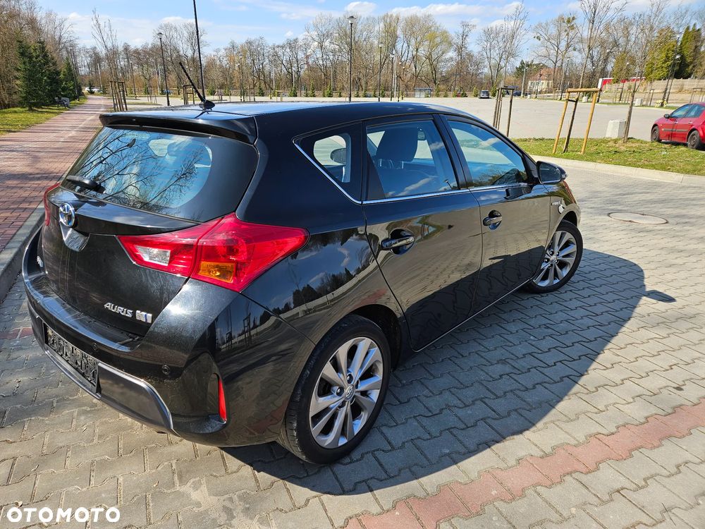 Toyota Auris - 5