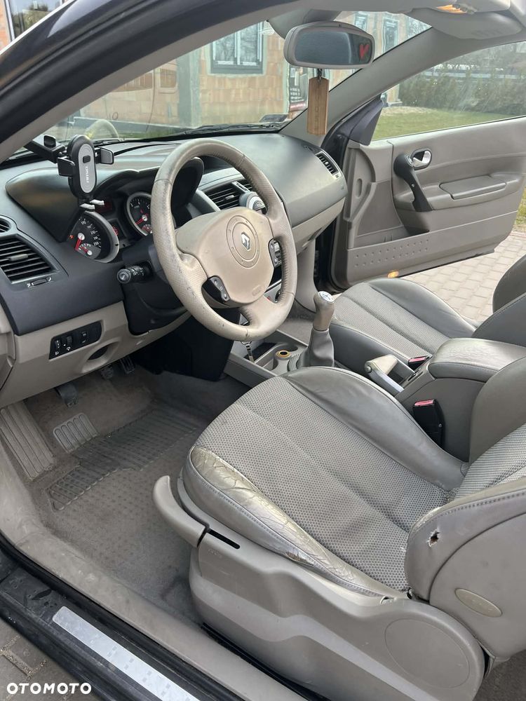 Renault Megane 1.6 Confort Authentique - 9