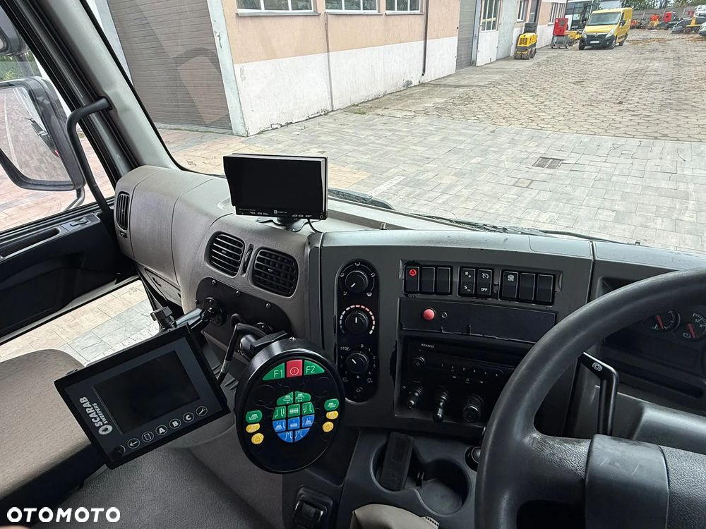 Renault Midlum 220 DXI - 10