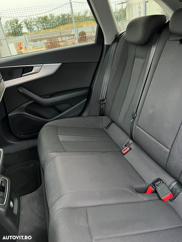 Audi A4 Avant 2.0 TDI S tronic Sport - 31