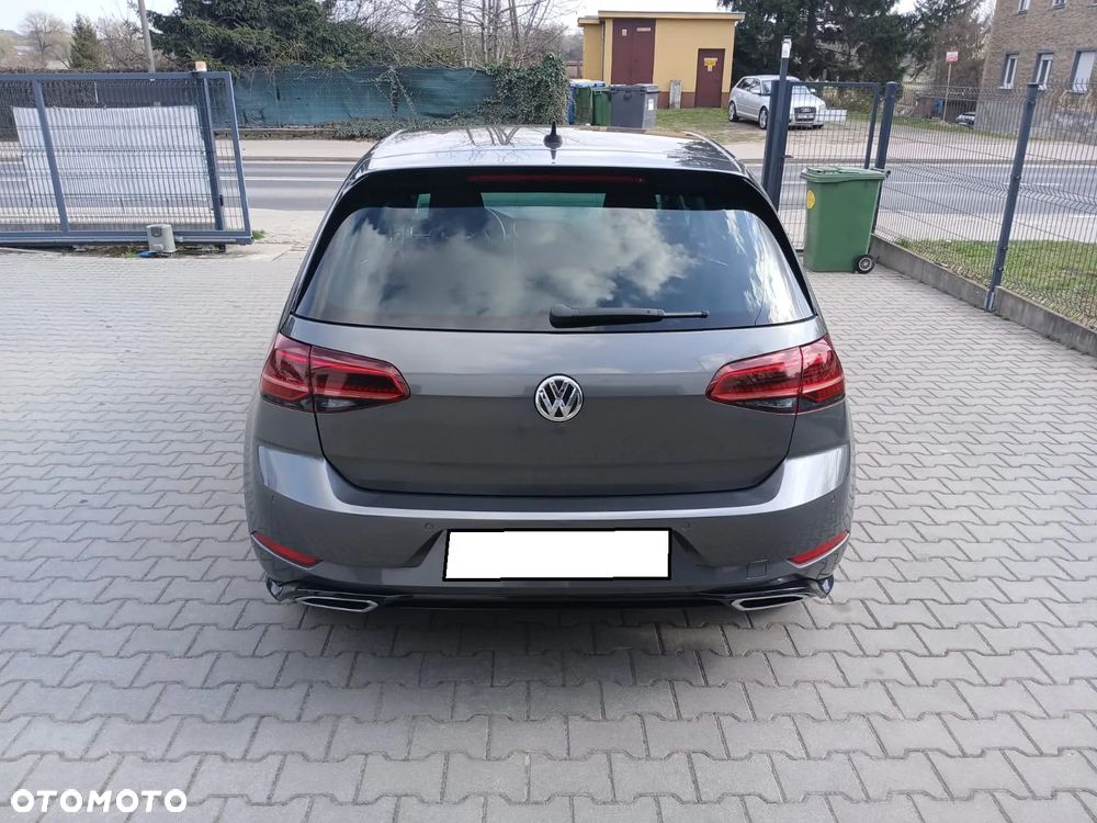Volkswagen Golf 2.0 BlueTDI Highline - 29