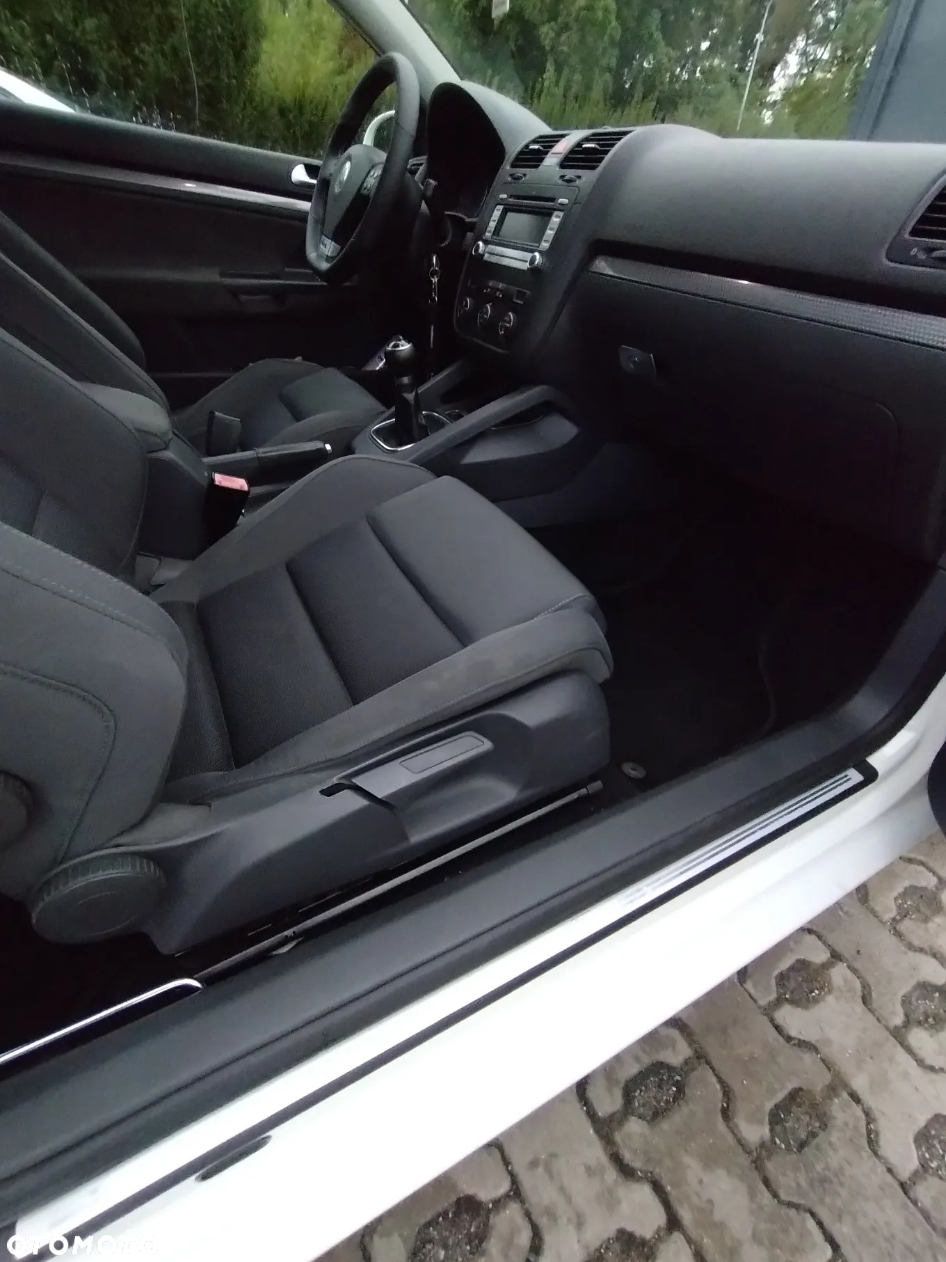 Volkswagen Golf - 10