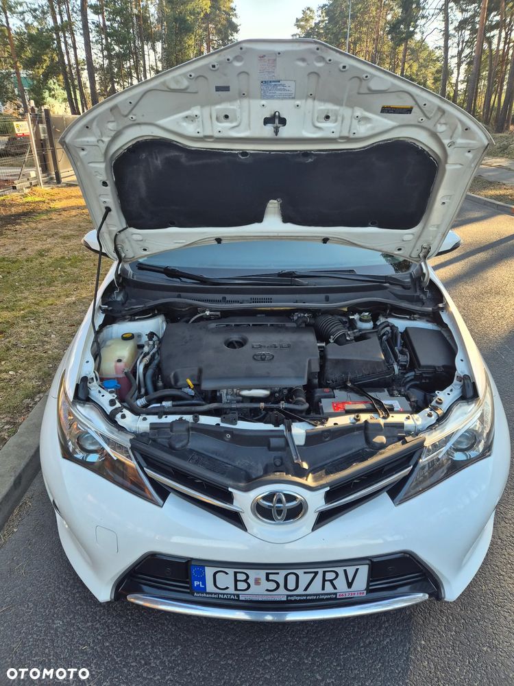 Toyota Auris 2.0 D-4D Premium Comfort - 17