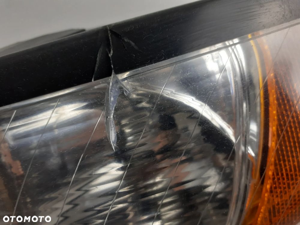 Lampa Lewa Volvo V50 S40 2007-2012 rok - Europa. - 3