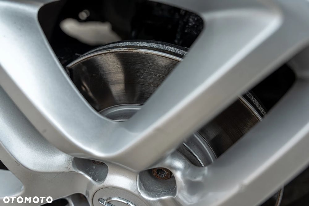 Opel Astra GTC 1.8 Sport - 19