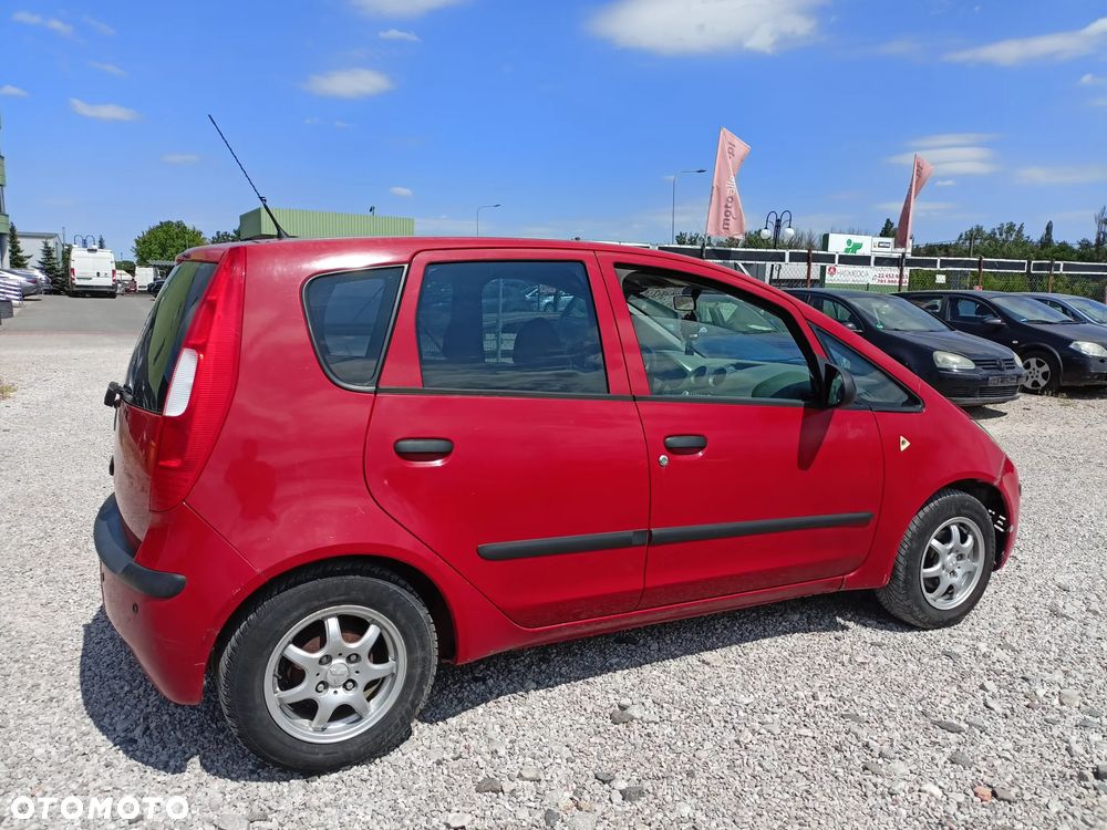 Mitsubishi Colt - 4