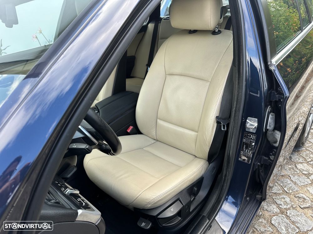 BMW 520 d Exclusive Auto 129g - 24