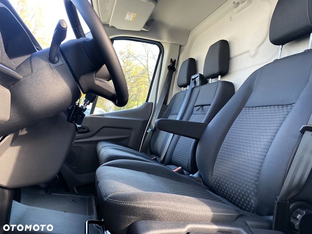Ford Transit - 14