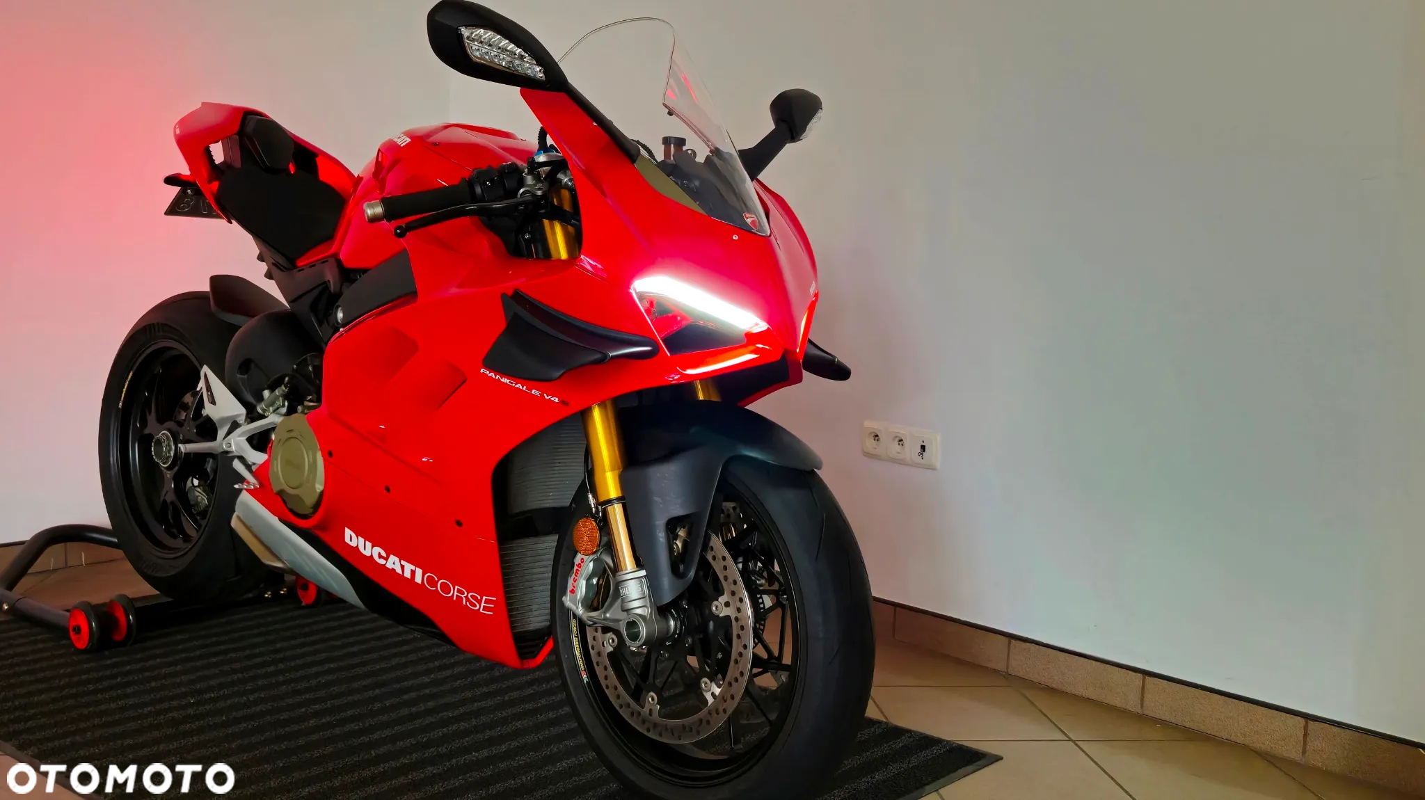 Ducati Panigale V4S - 9