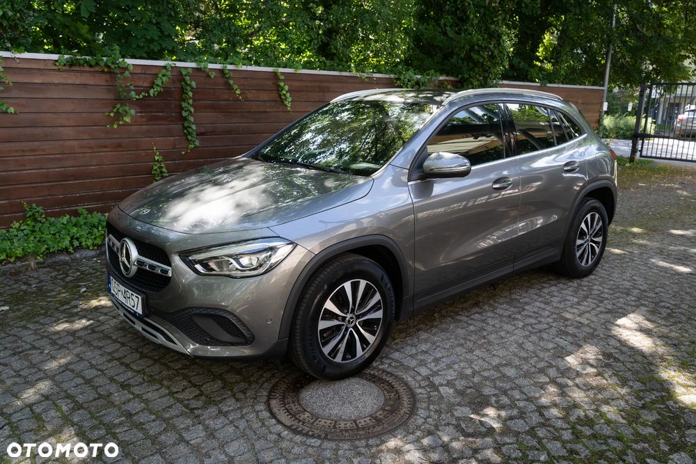 Mercedes-Benz GLA 200 Business Edition - 15