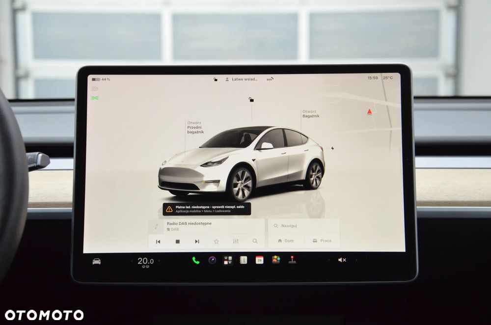 Tesla Model Y Long Range AWD - 18