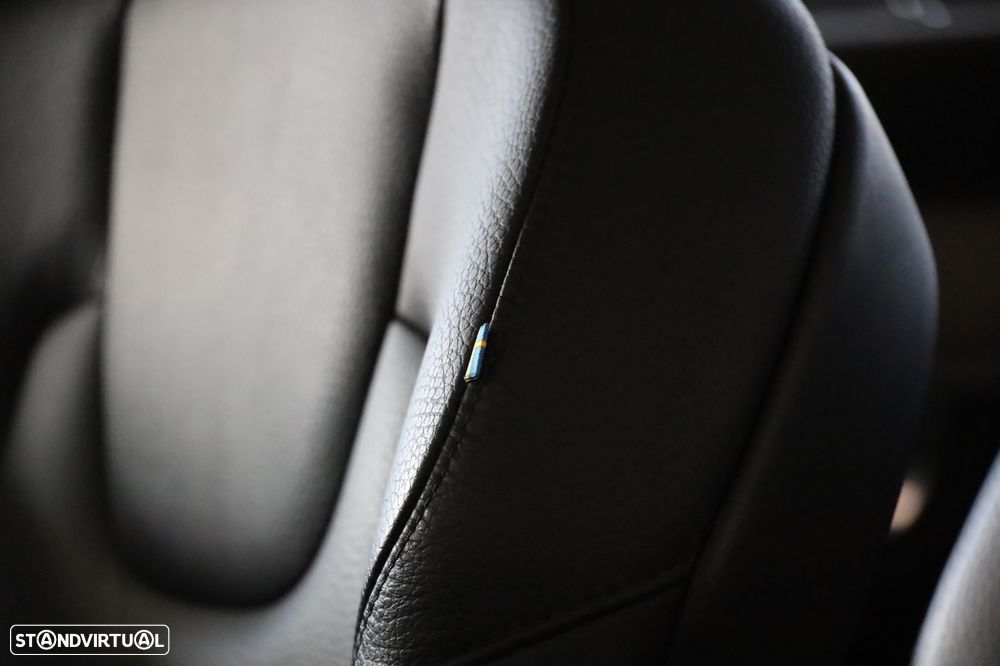 Volvo V90 Cross Country 2.0 B4 AWD - 9