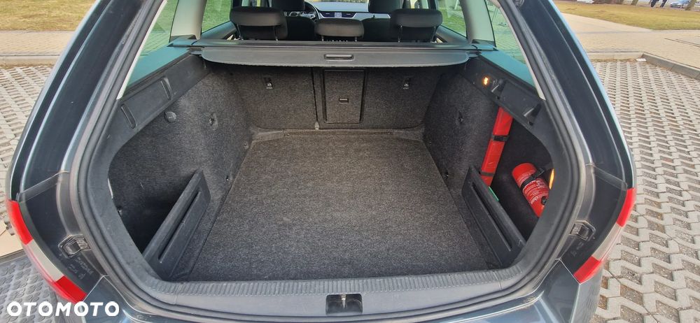 Skoda Octavia 2.0 TDI Style DSG - 4