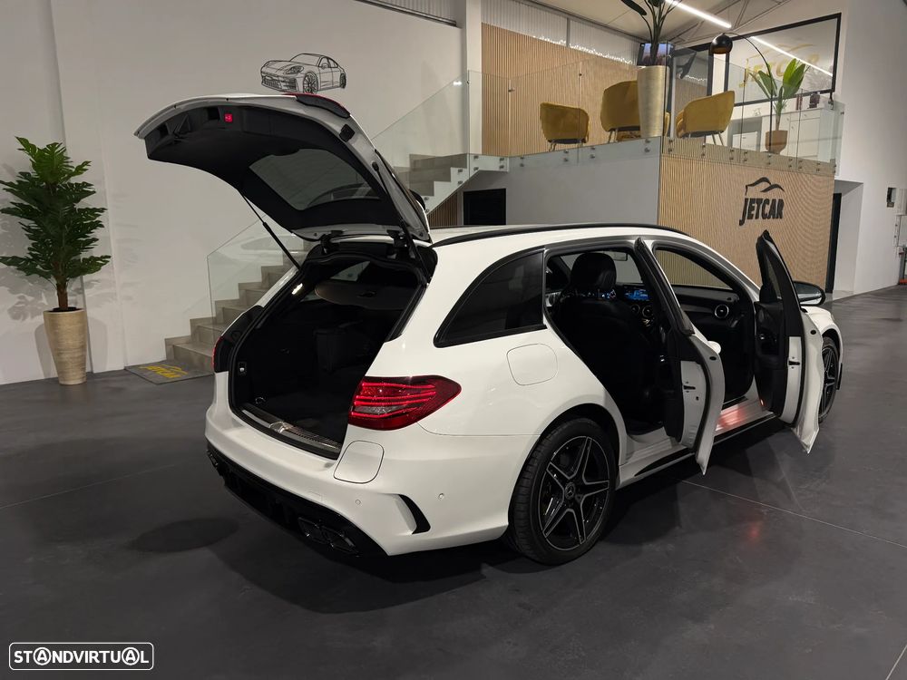 Mercedes-Benz C 300 de AMG Line - 8