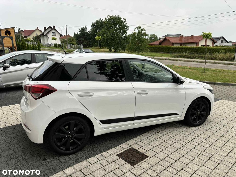 Hyundai i20 1.25 Comfort - 13