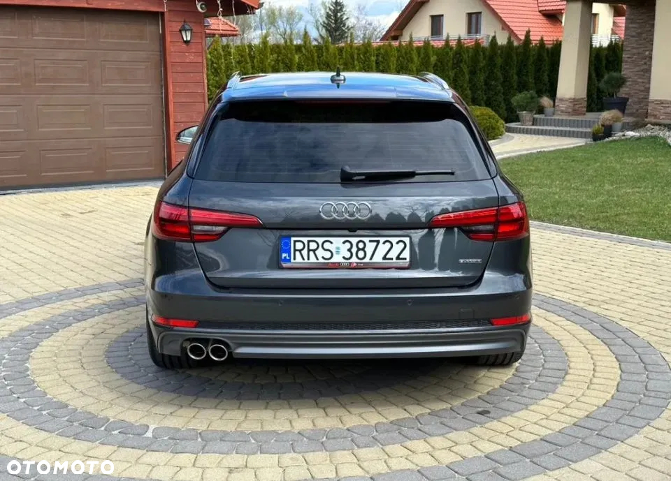 Audi A4 - 4
