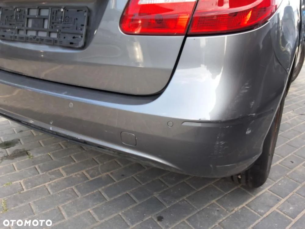 MERCEDES B KLASA W246 TYLNI ZDERZAK KOLOR 787 2011-2014 NA PDC - 6