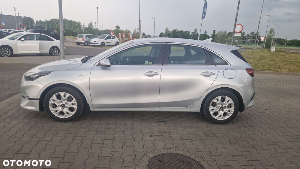 Kia Ceed 1.5 T-GDI M - 2
