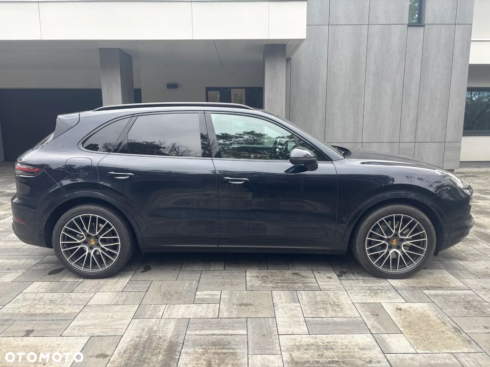 Porsche Cayenne S - 4