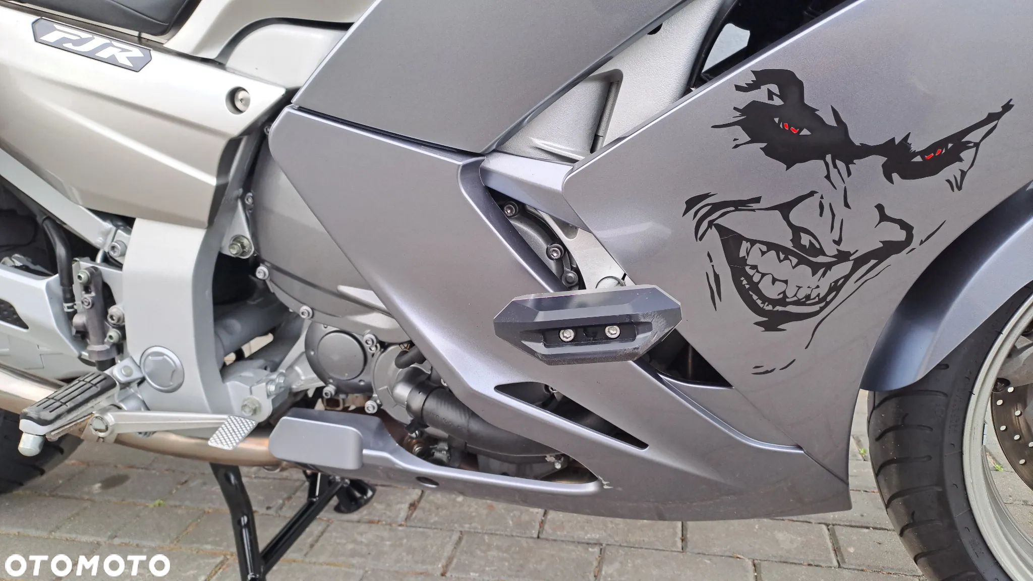 Yamaha FJR - 17