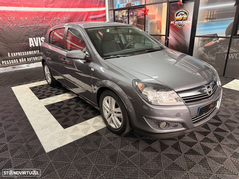 Opel Astra 1.4 Edition - 2