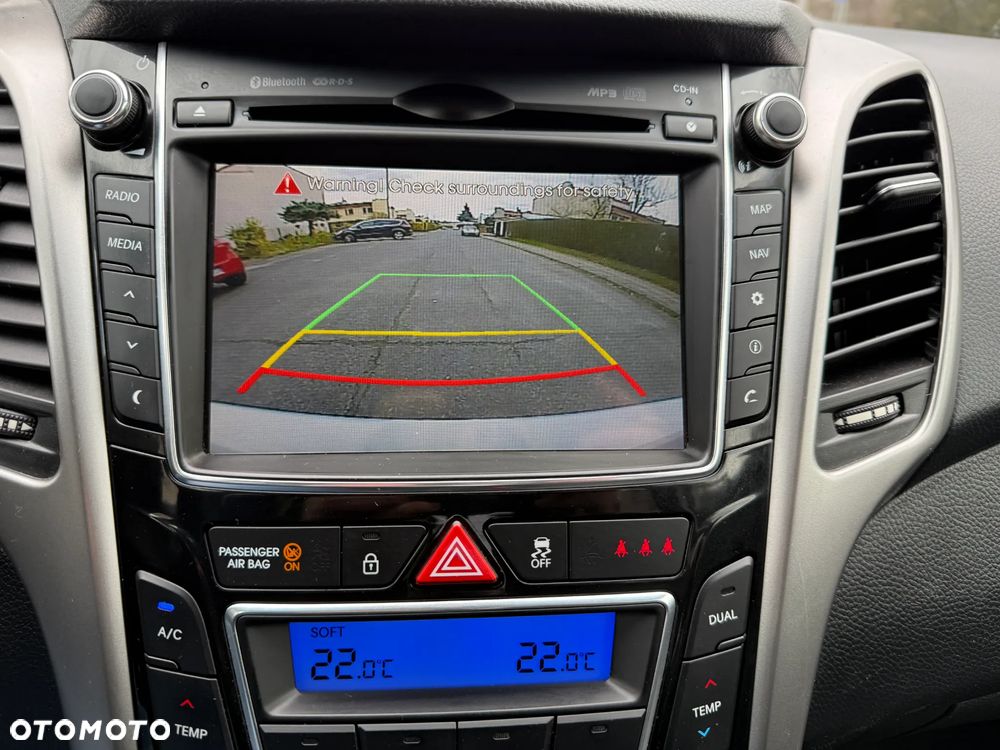 Hyundai i30 1.6 GDI Premium - 16