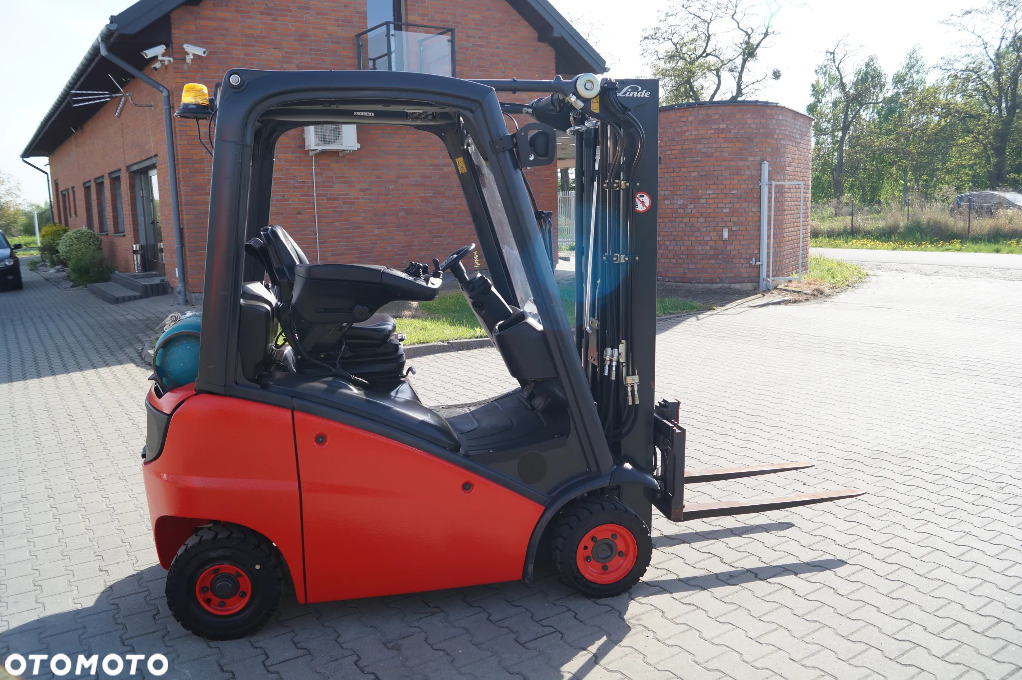Linde H16-T EVO Wózek Widłowy Triplex - 8