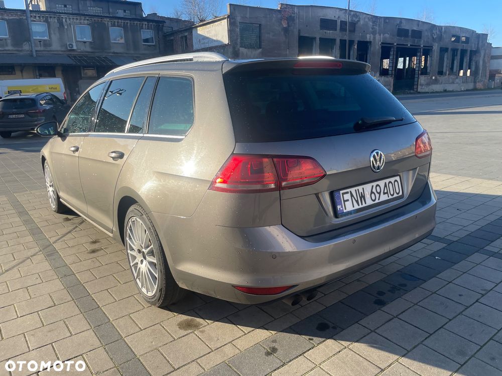 Volkswagen Golf Variant - 9