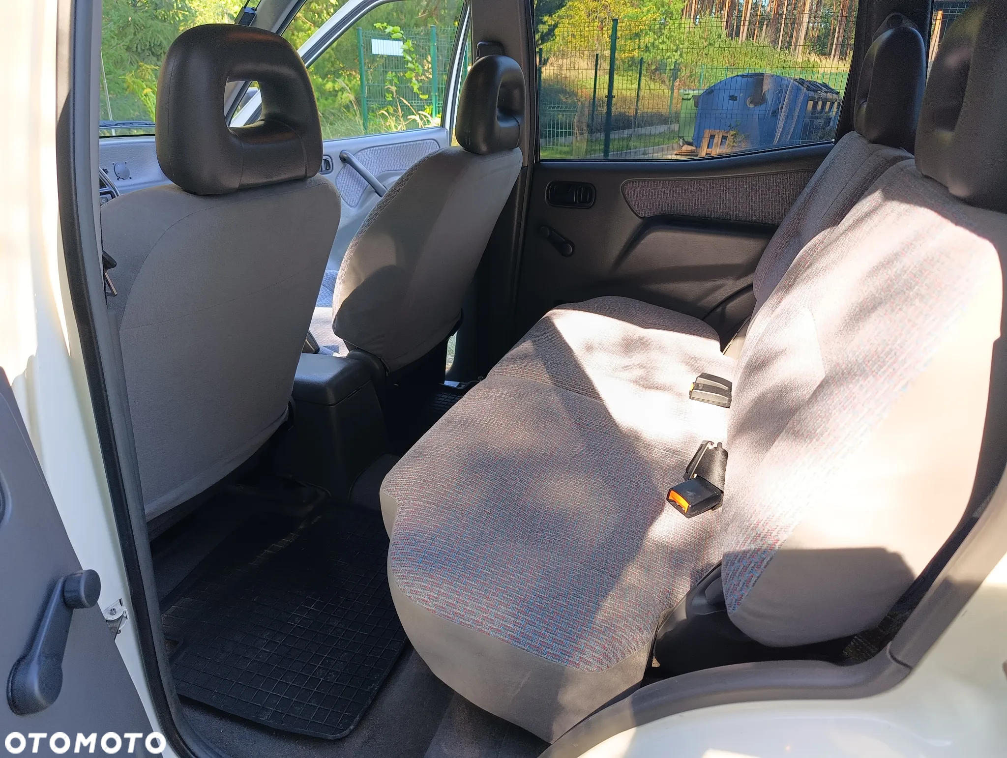 Nissan Terrano II 2.4 Wagon SGX - 13