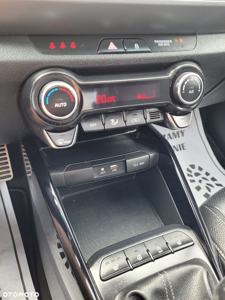 Kia Stonic 1.0 T-GDI 120 Platinum Edition - 14