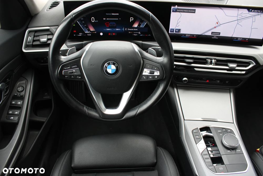 BMW Seria 3 320d xDrive mHEV - 14