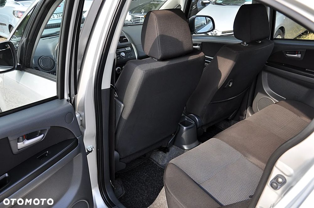 Suzuki SX4 1.6 GS/Premium - 26