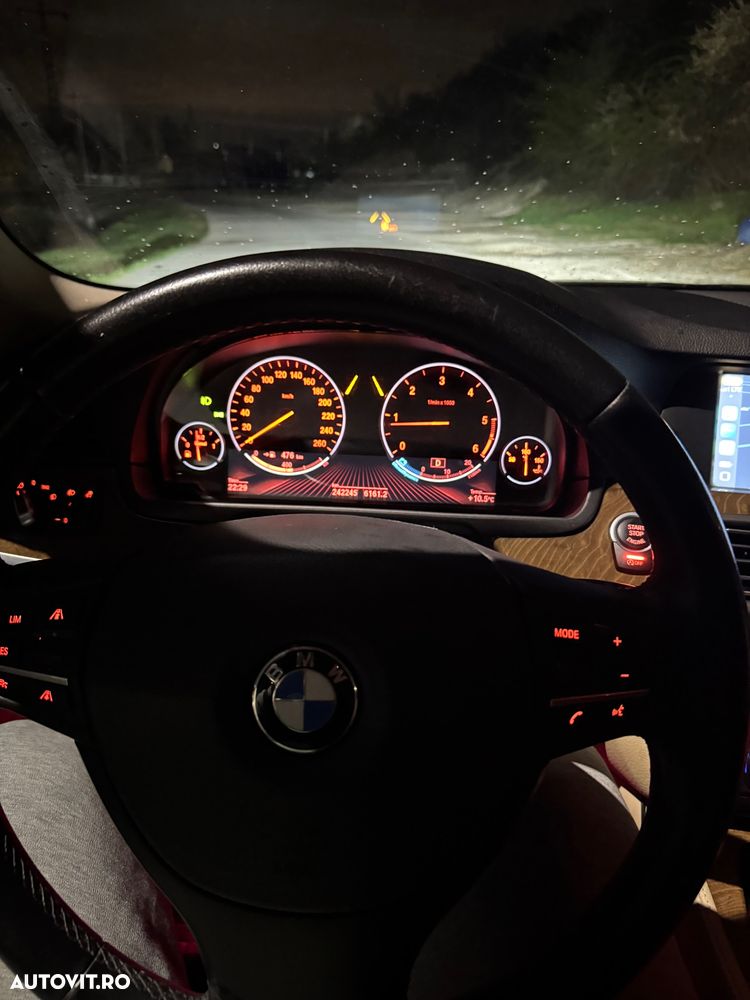 BMW Seria 5 520d - 8