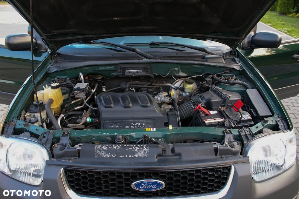 Ford Maverick 3.0 V6 Limited - 39