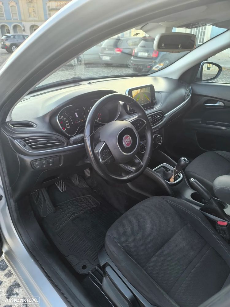 Fiat Tipo 1.3 M-Jet Easy - 9