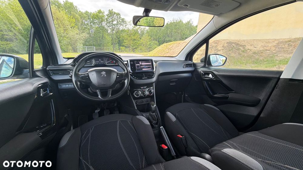Peugeot 208 95 VTI Active - 8