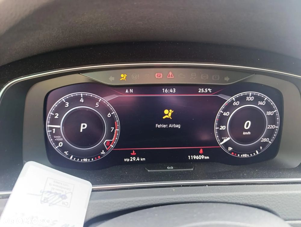 Volkswagen Golf GTI 2.0 TSI OPF DSG Performance - 8